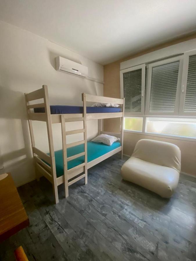 Studio Pula Apartment Bagian luar foto
